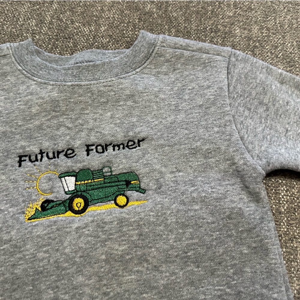 Vintage Future Farmer Toddler Sweatshirt Grey
Size 18 Mos. Unisex